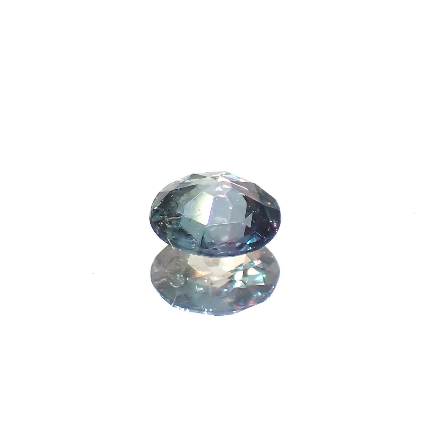 アレキサンドライト ブラジル産/EmeraldMains社製 0.14ct[240427156]3.4x3.4mm前後