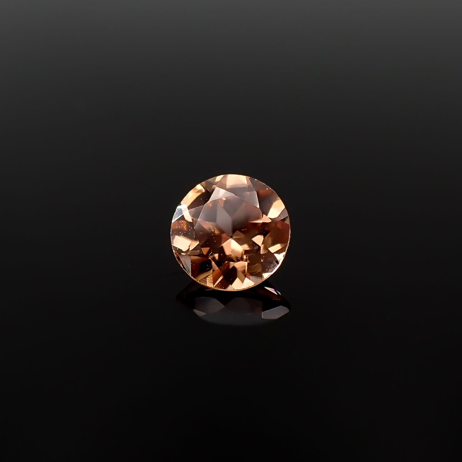 オレンジジルコン スリランカ/カンボジア産 1.71ct[240628112]6.9x6.9mm前後