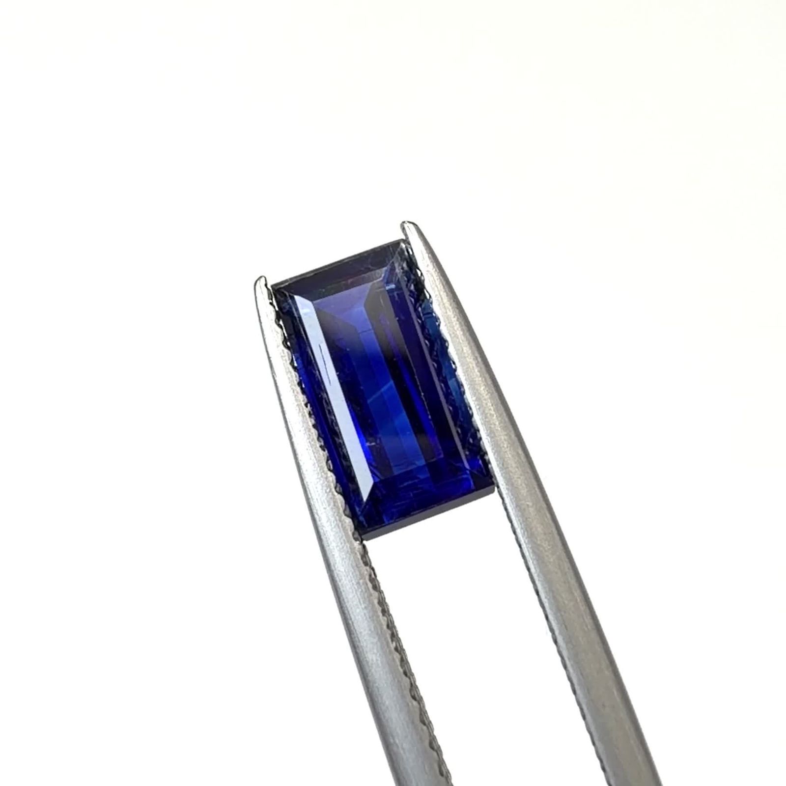 カイヤナイト ネパール産 2.49ct / 10x5.2mm前後 [260532275] | TOP
