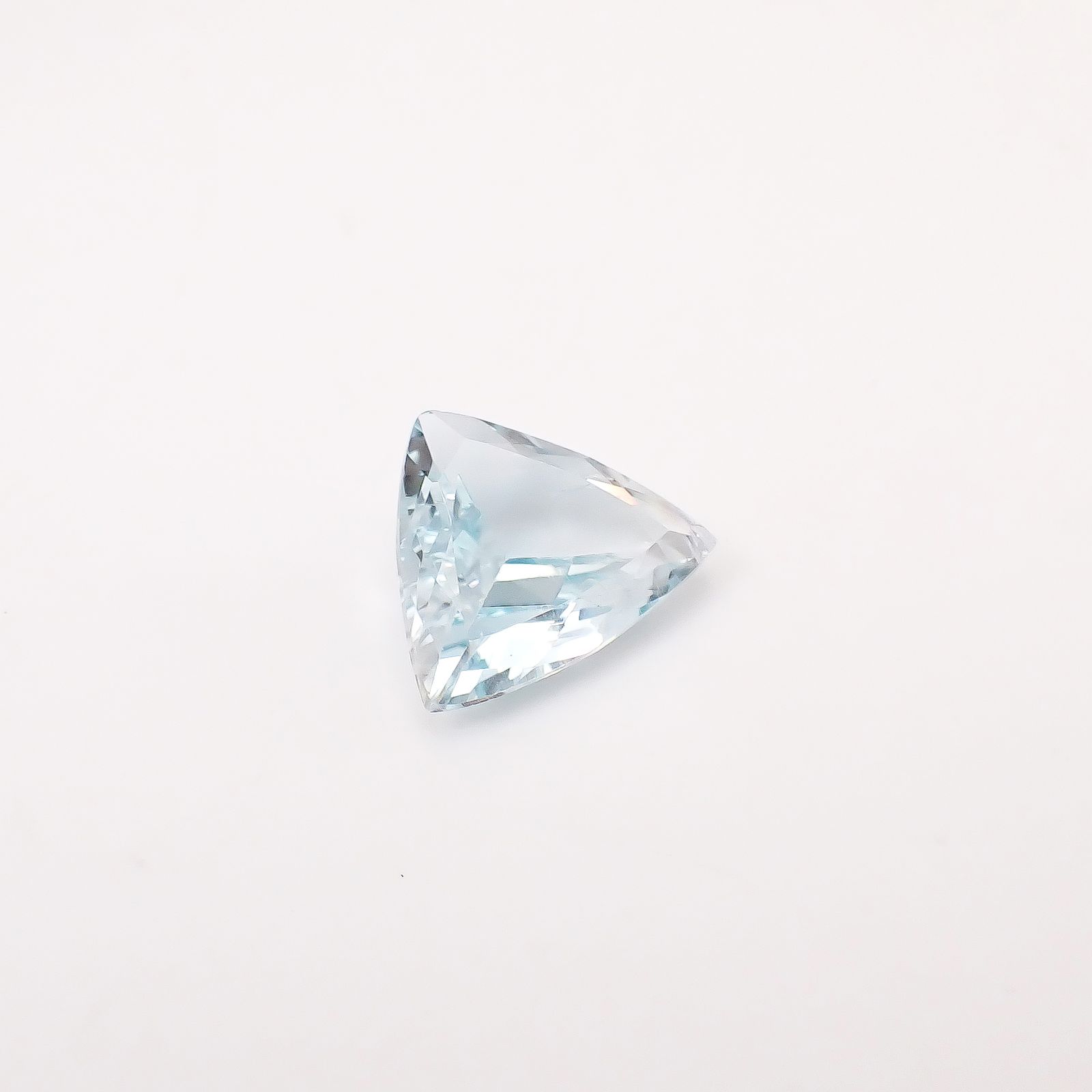 バイカラートパーズ 非加熱 ブラジル産 6.31ct / 12.5x15.2mm前後 [260331796]