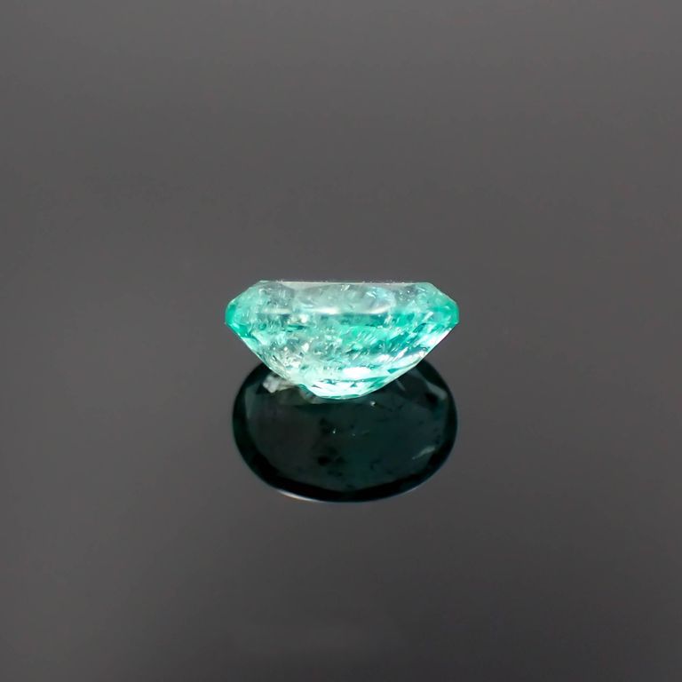 パライバトルマリン(宝石名トルマリン/別名パライバ・トルマリン)ブラジル・キントス鉱山産 0.505ct ソ付(宝貴協)[221018745]5.7x4.3mm前後