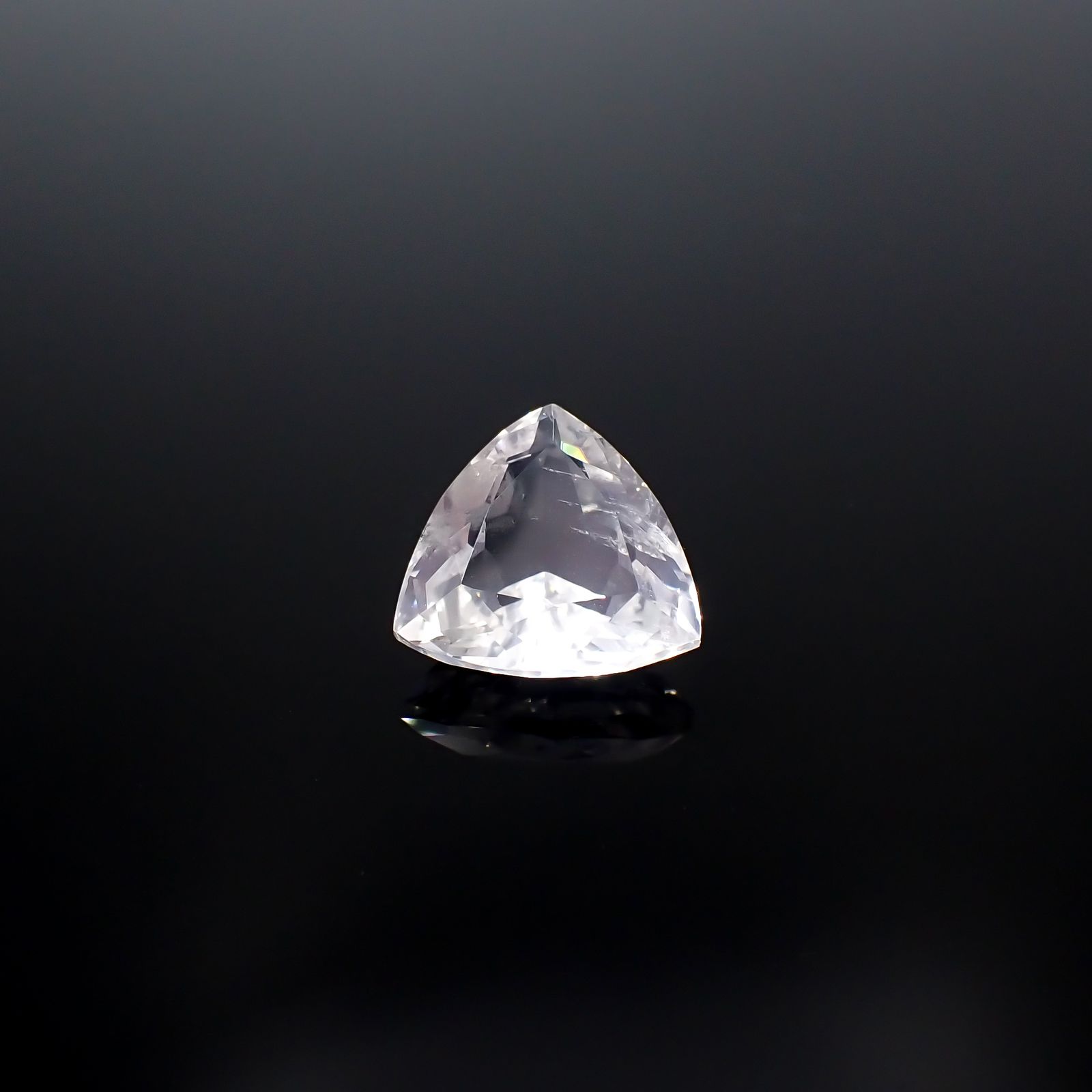 ピンクエンジェルラダー マダガスカル産 3.74ct[240125423]10.9x11.2mm前後