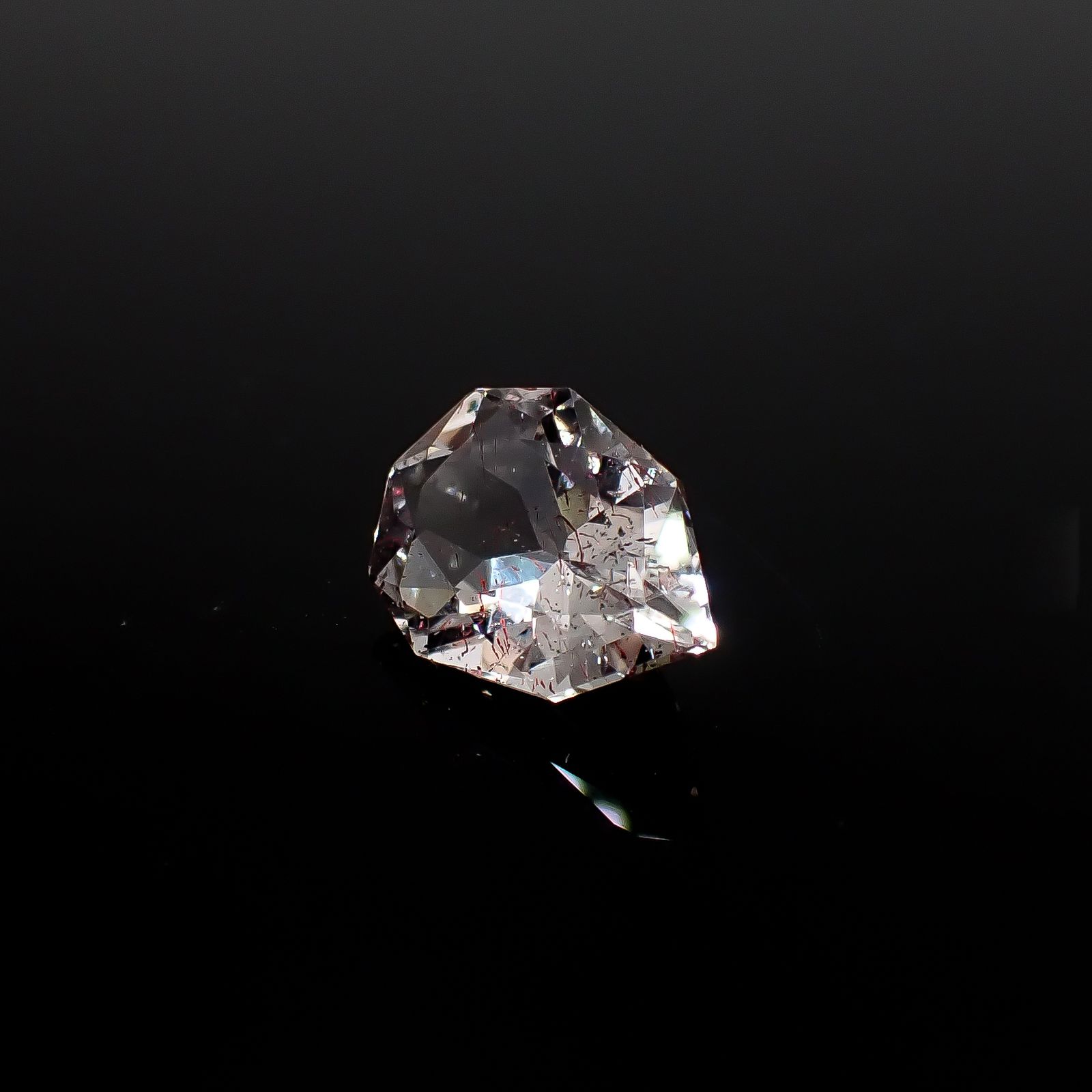 ◇カスタムカット◇ティンカーベルクォーツ ブラジル産 2.51ct[240628168]11.7x8.4mm前後