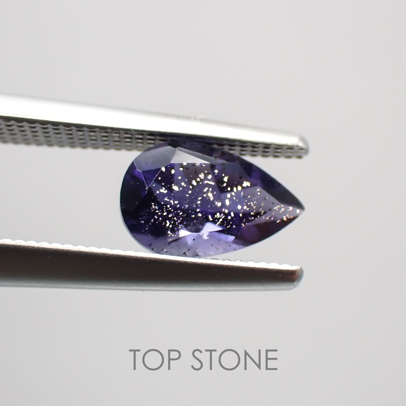 アイオライトサンストーン ブラジル・インド産 ルース 0.75ct[210310443]7.9×5.1mm前後
