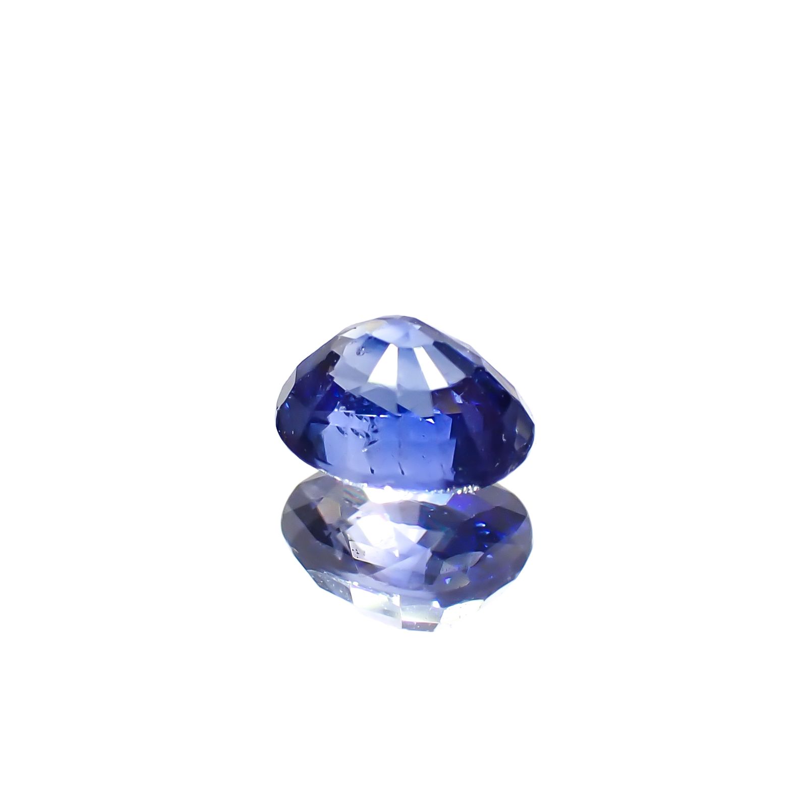 サファイア(宝石名サファイア)スリランカ/マダガスカル産 0.40ct 識別済[241029190]4.5x3.6mm前後