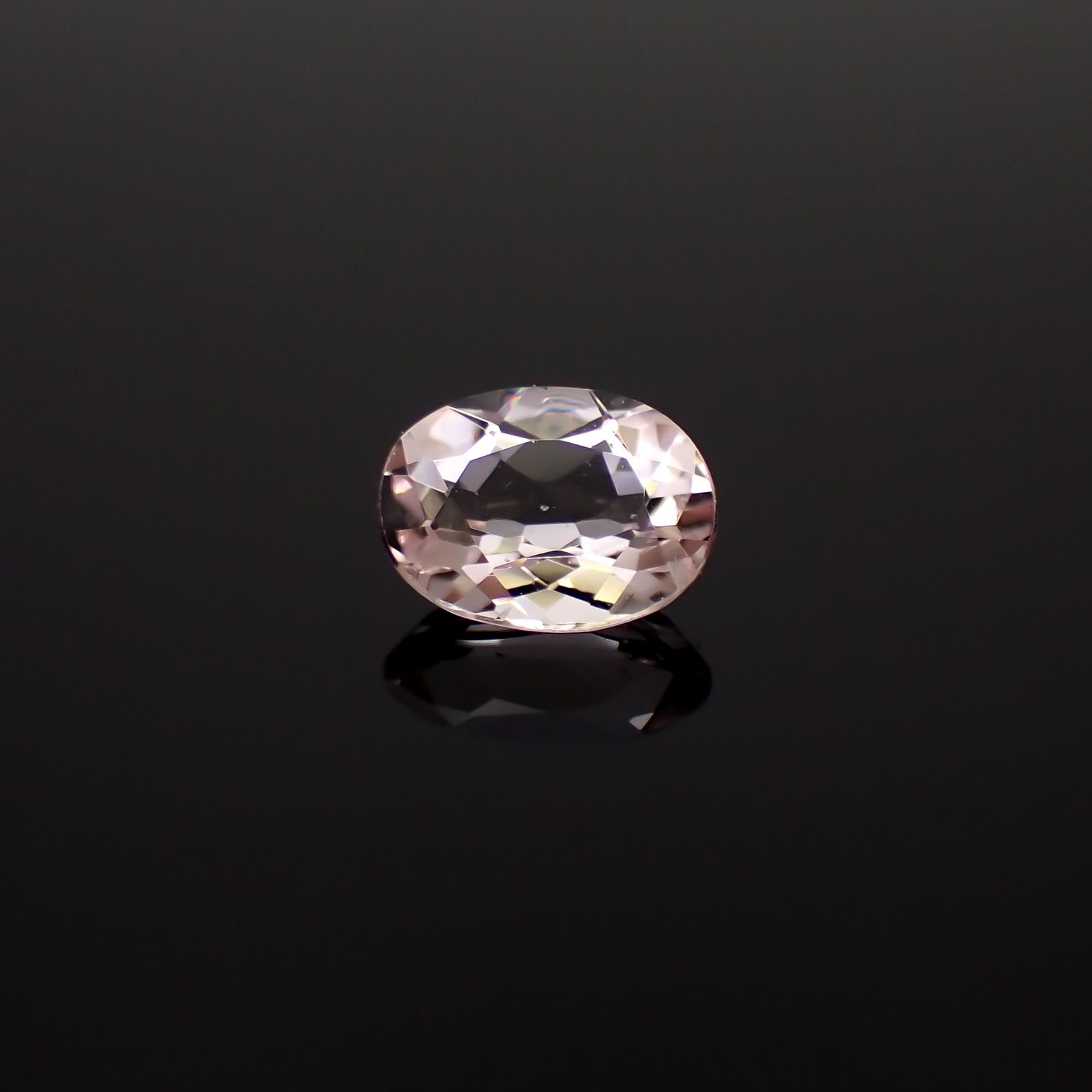 モルガナイト(宝石名モルガナイト)ナイジェリア産 1.20ct 識別済[230321162]8x6mm前後