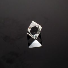 ソーヤブルダイヤモンド 原石 ロシア産 ルース 0.079ct[210410547]2.8×2.7mm前後