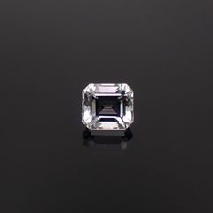 フェナカイト ロシア産 0.73ct / 5.3x4.7mm前後 [260231712]
