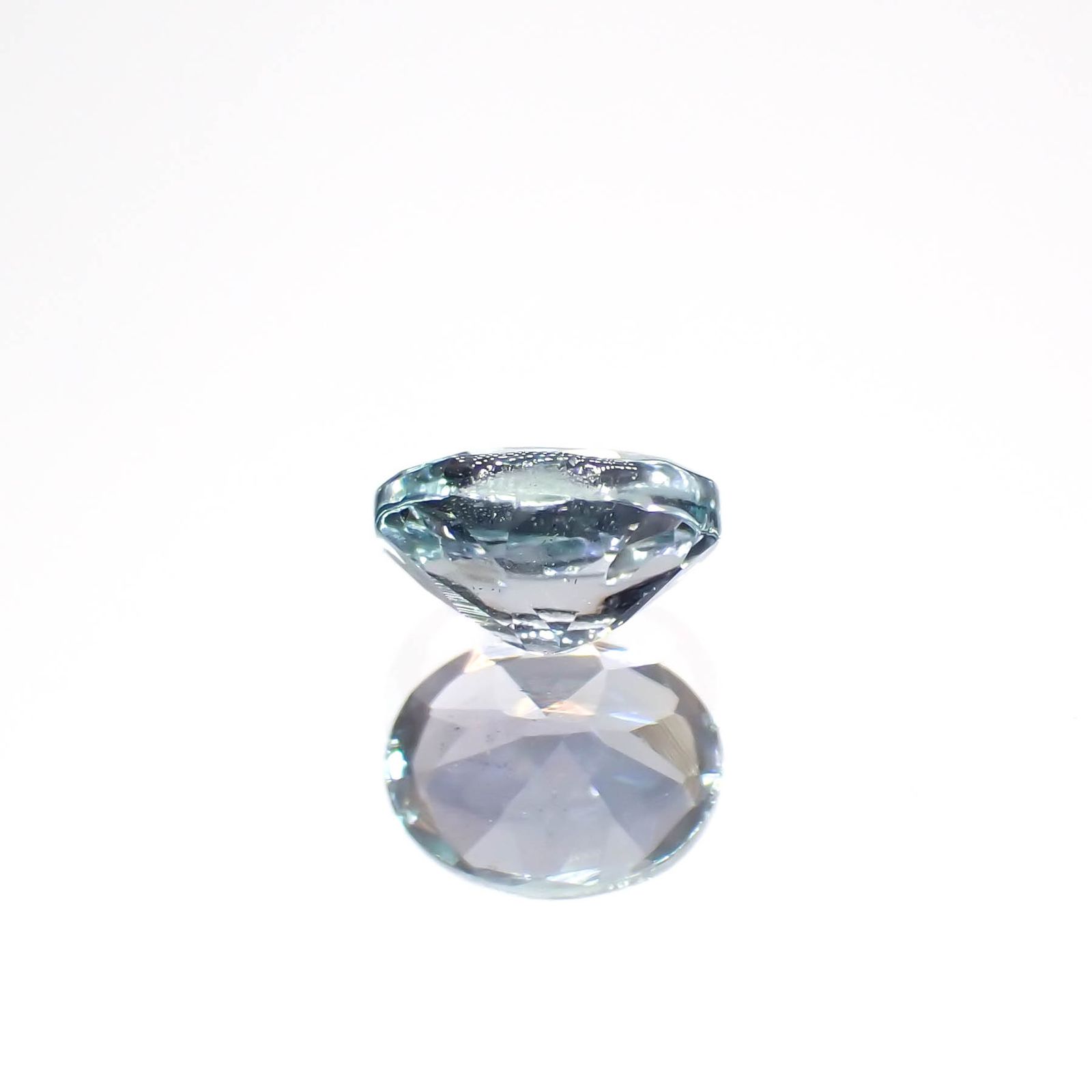 ブルーコーネルピン(宝石名コーネルピン)タンザニア産 0.22ct 識別済[230421862]4.1x3.1mm前後
