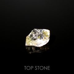 オイルインクォーツ 原石 パキスタン産 1.94ct[220616484]10.5x7.5mm前後