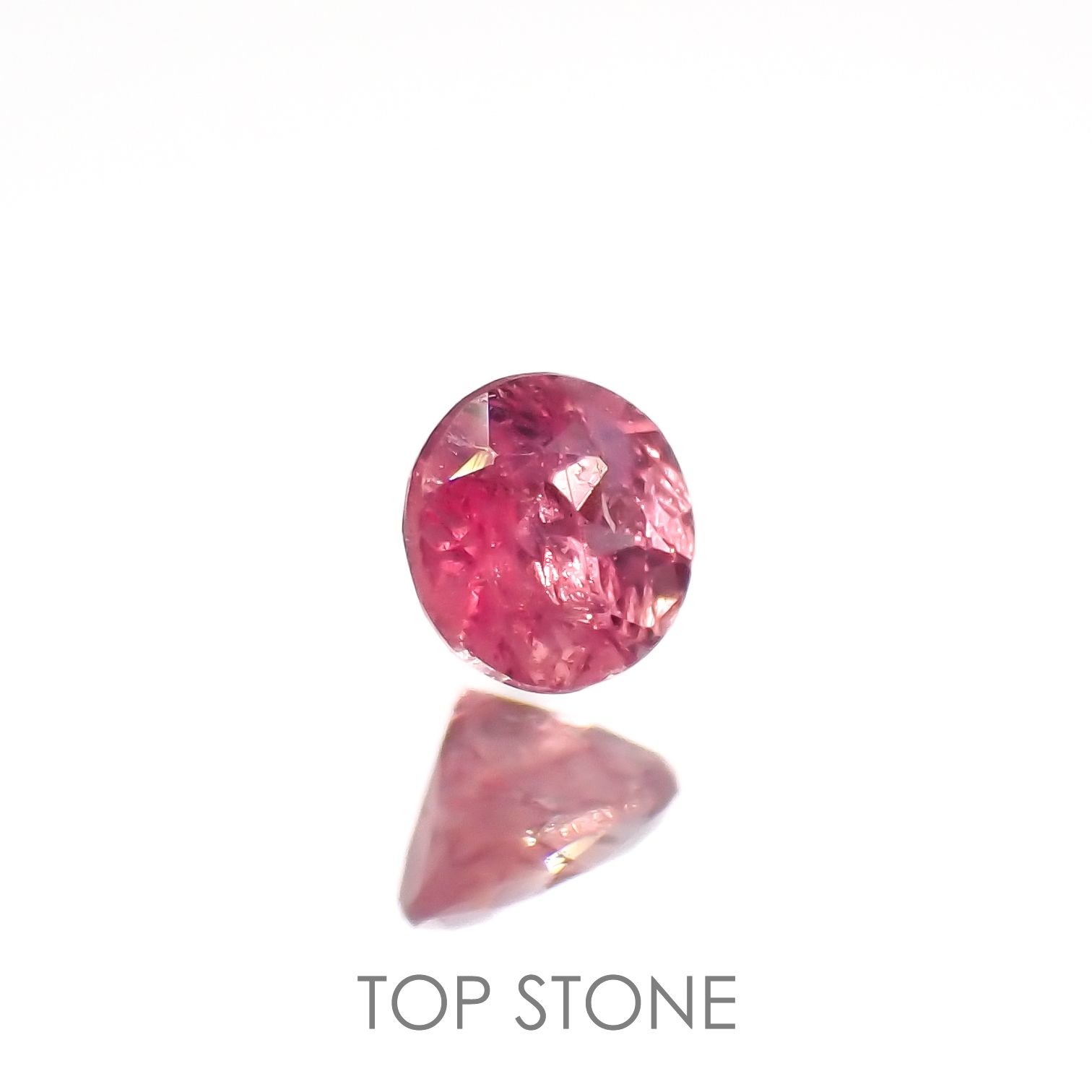 ピンクサファイア(宝石名サファイア)タンザニア・ウィンザー産 0.18ct 識別済[220616160]3.2x3.2mm前後