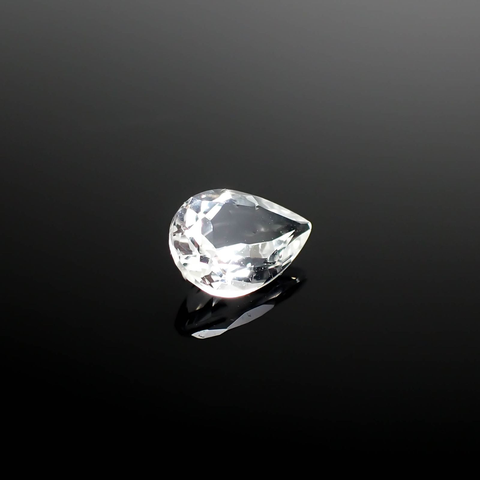 ゴッシェナイト パキスタン・ヒマラヤ産 0.58ct[240527453]7.1x5mm前後