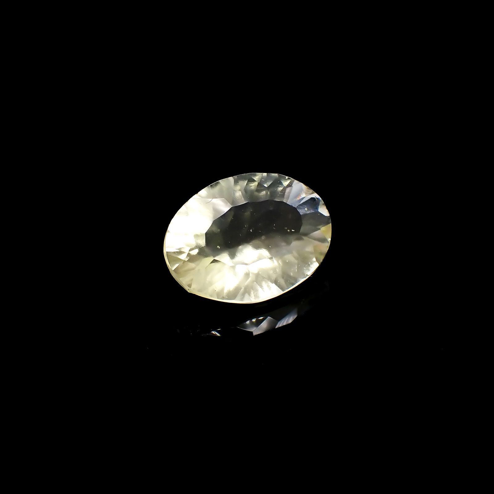 リビアングラス 発見地：エジプト・リビア砂漠 6.19ct[221018185]15.5x11.5mm前後 | TOP STONE(トップストーン)