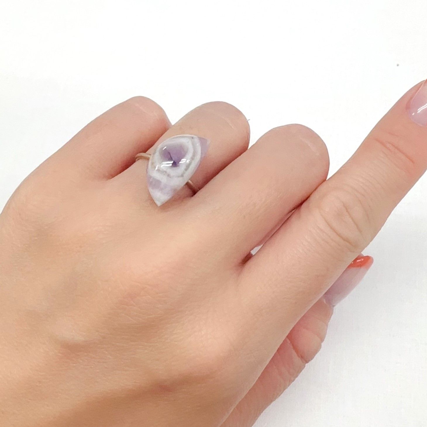 ◇フリーフォーム◇ファントムアメジスト ブラジル産 7.76ct[240527438]19.4x10mm前後