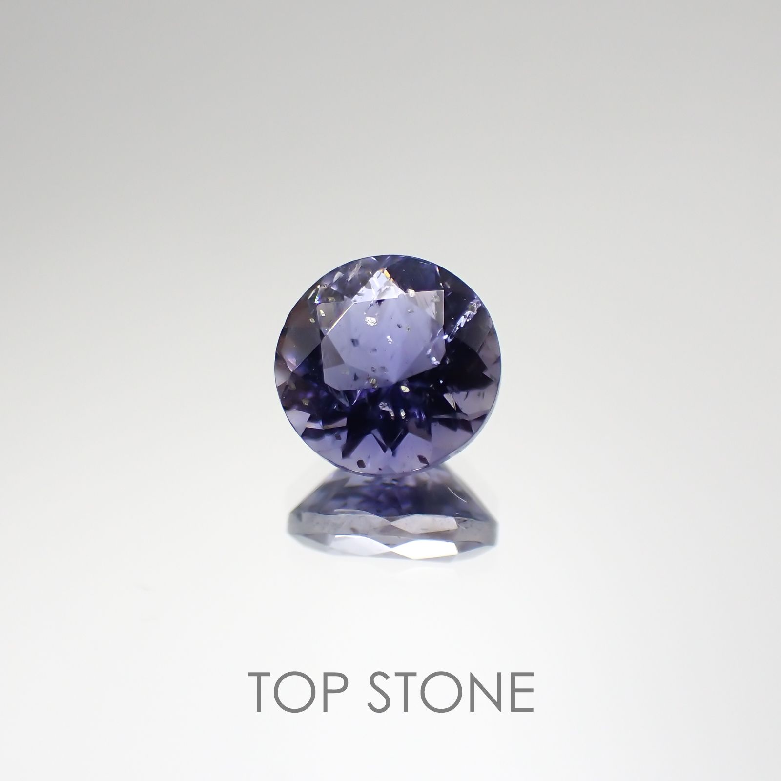 アイオライトサンストーン インド・ブラジル産 ルース 1.2ct[20129288]7.1×7.1mm前後