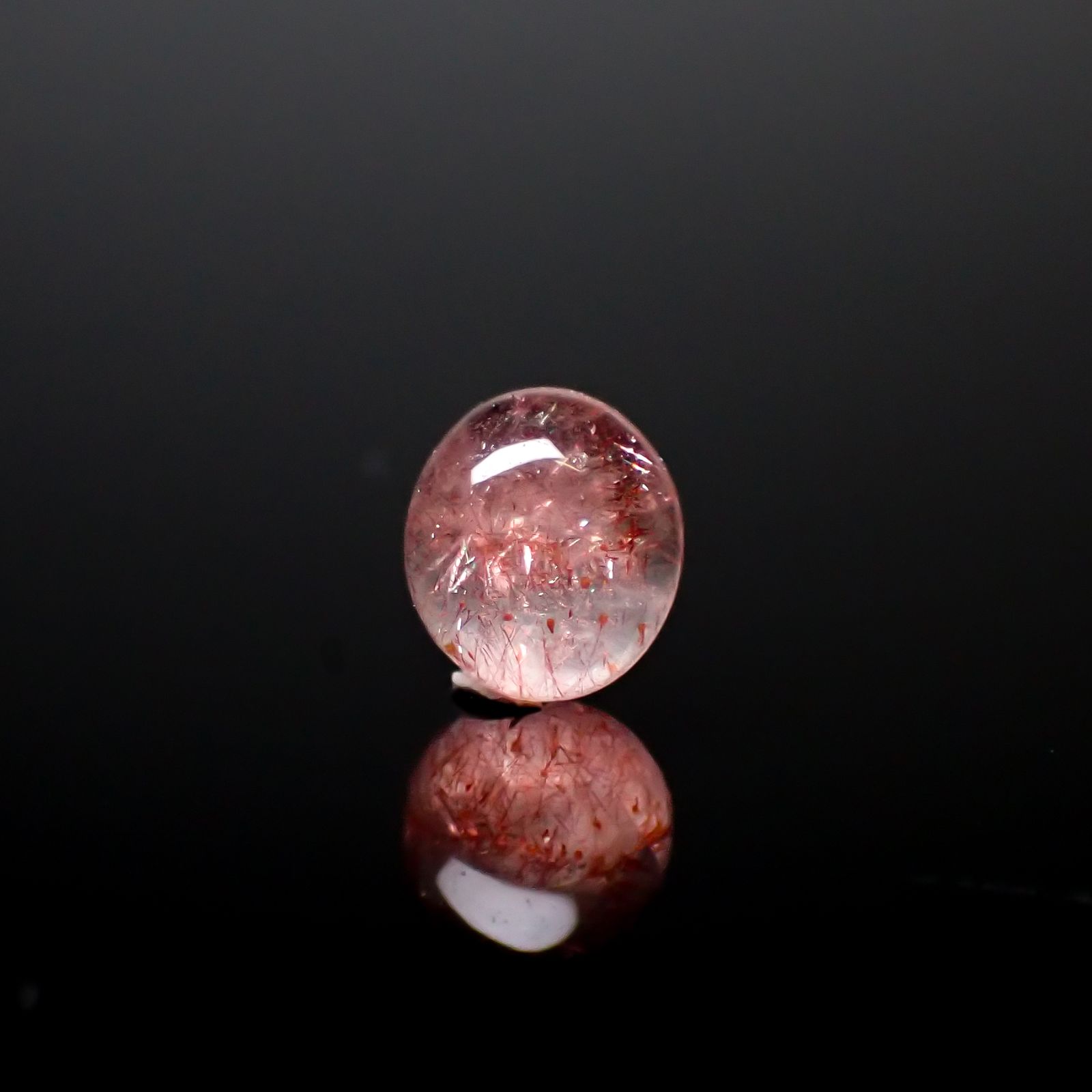 ストロベリークォーツ カザフスタン産 0.74ct [250330028]6.1x5.4mm前後