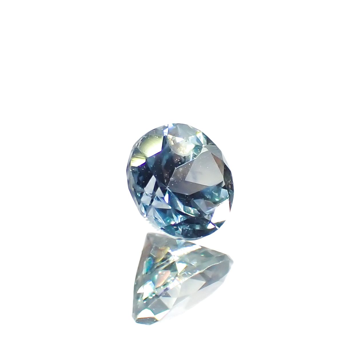 モンタナサファイア(宝石名サファイア)アメリカ・モンタナ州産 0.28ct 識別済[230321279]3.8x3.7mm前後