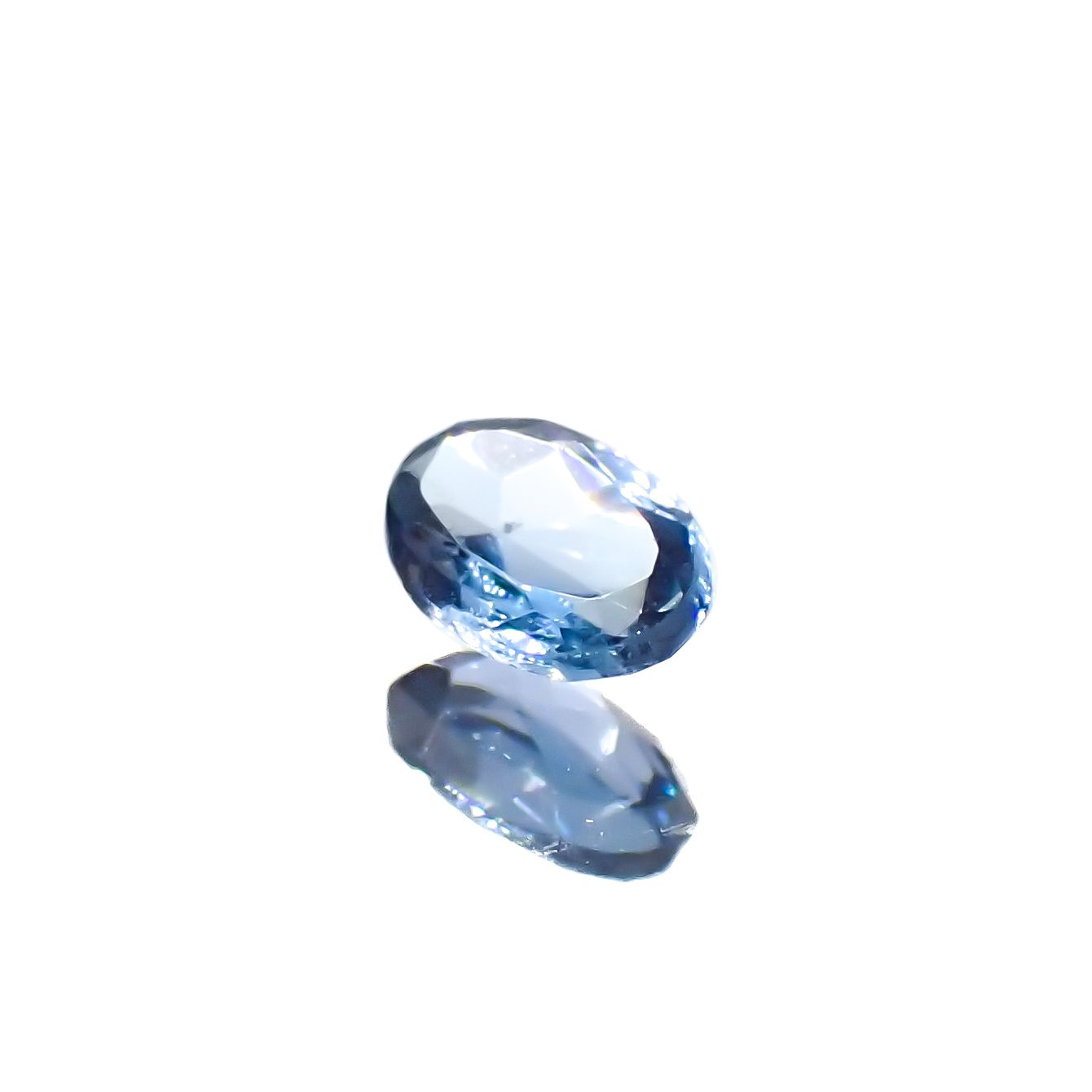 タトゥーアクアマリン ブラジル・ミナスジェライス州タトゥー鉱山産 0.14ct[240427169]4.1x2.8mm前後