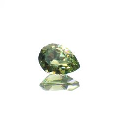デマントイドガーネット ロシア産 0.31ct[231023654]4.9x3.6mm前後