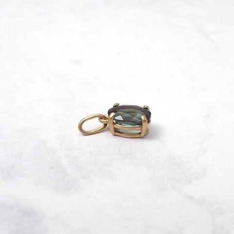 ペンダント空枠：石留め▶カラーチェンジアンデシン（お客様製作例）