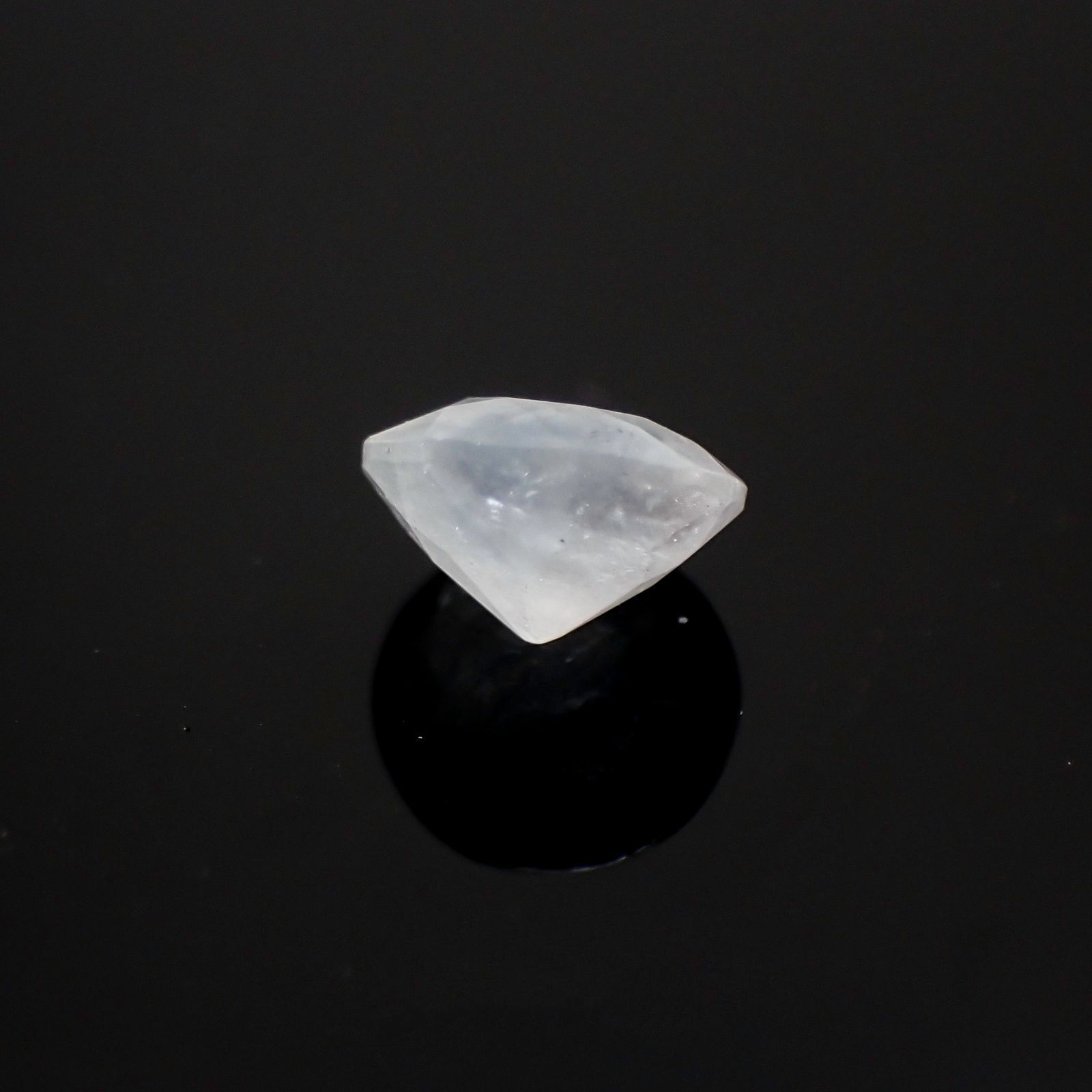 ユークレース ブラジル産 ルース 0.73ct[20117276]5.9×5.8mm前後