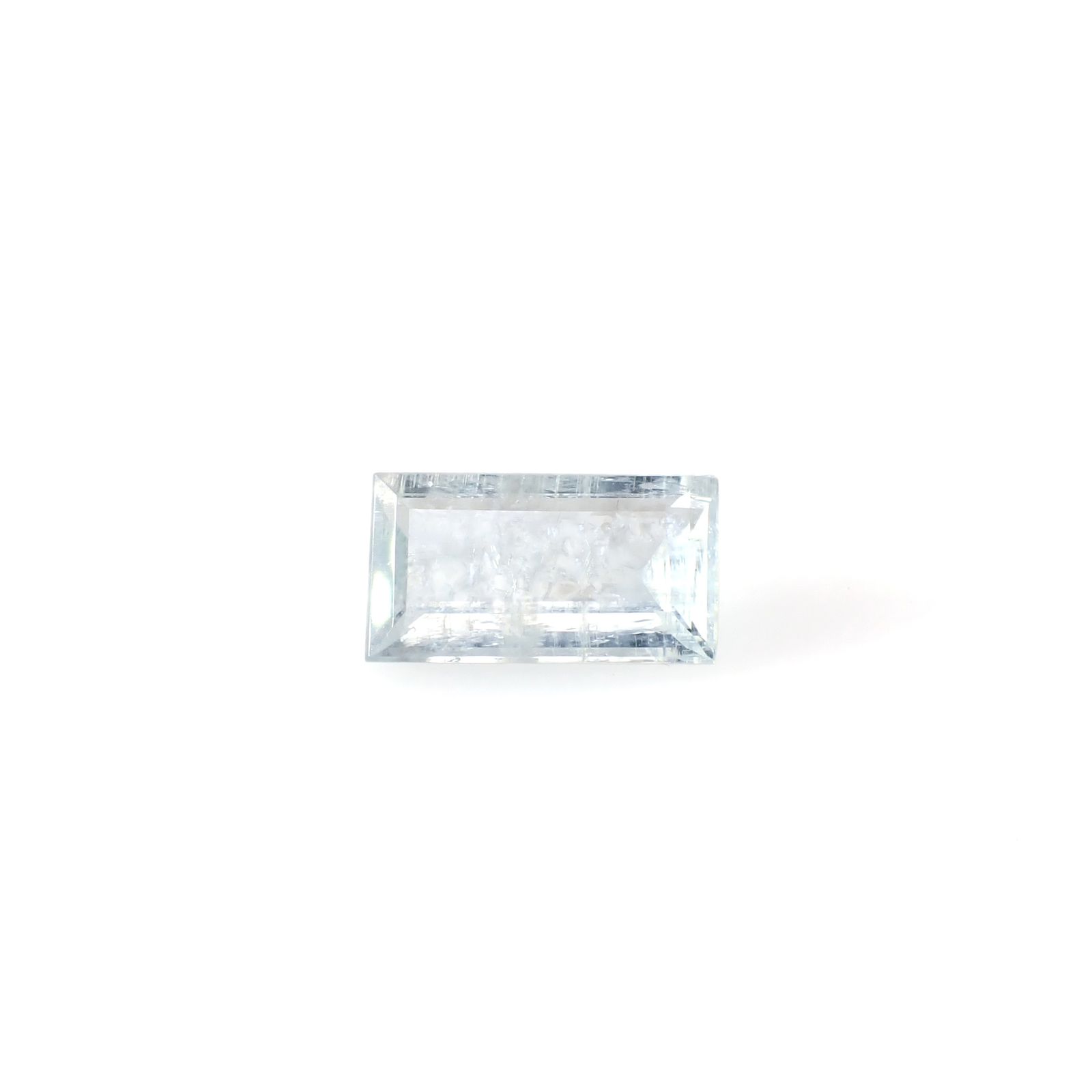 イリデッセンスアクアマリン ブラジル産 2.43ct [250730714]11.8x6.5mm前後