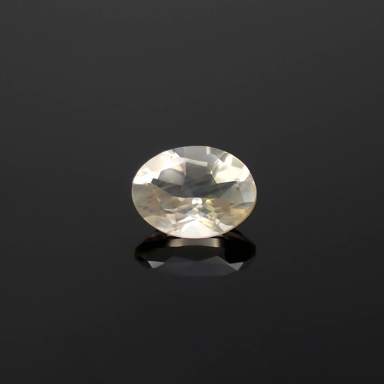 ゴールデンラブラドライト メキシコ産 1.13ct / 8x6mm前後 [251220368]