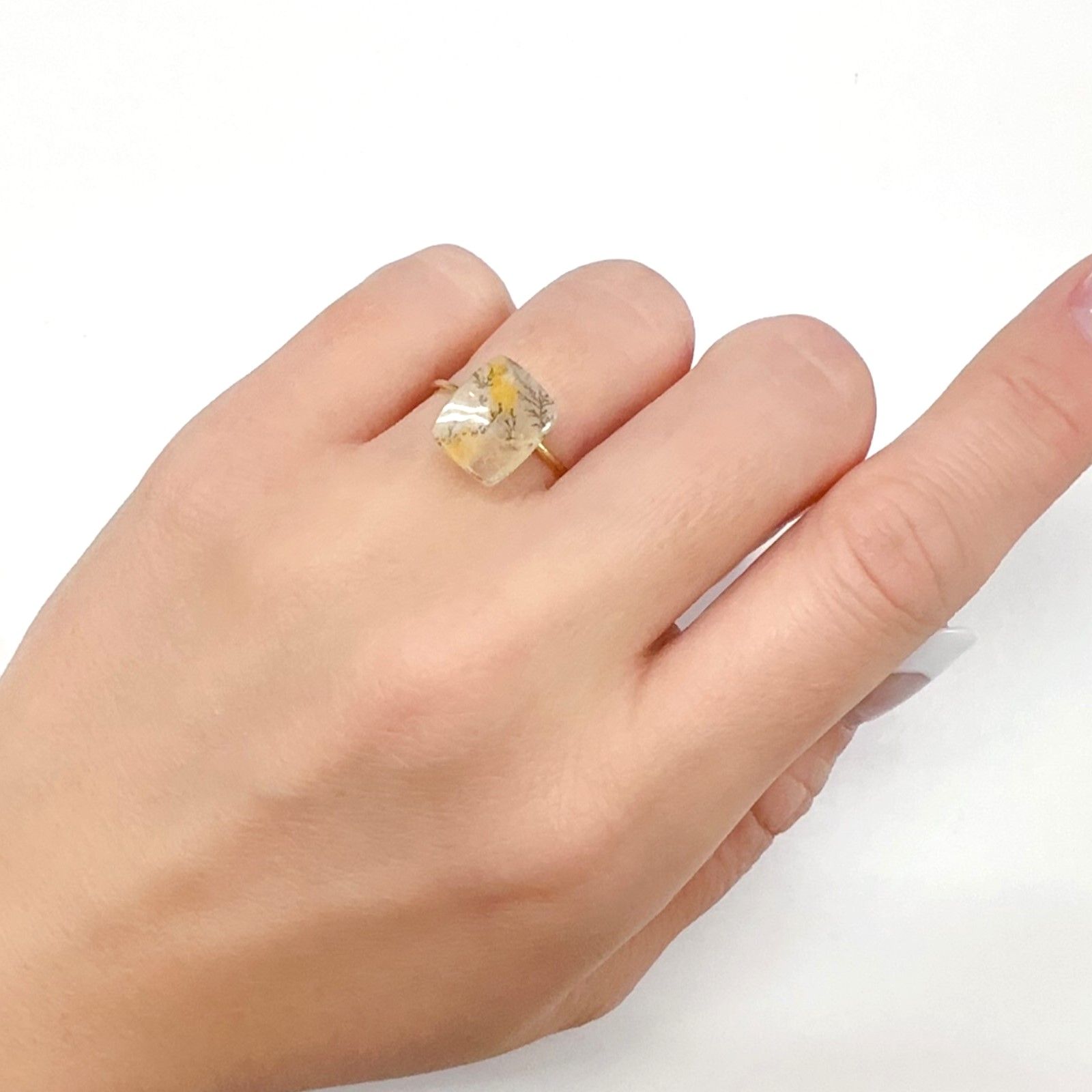 デンドリチッククォーツ ブラジル産 3.34ct[231224906]11.1x9.3mm前後