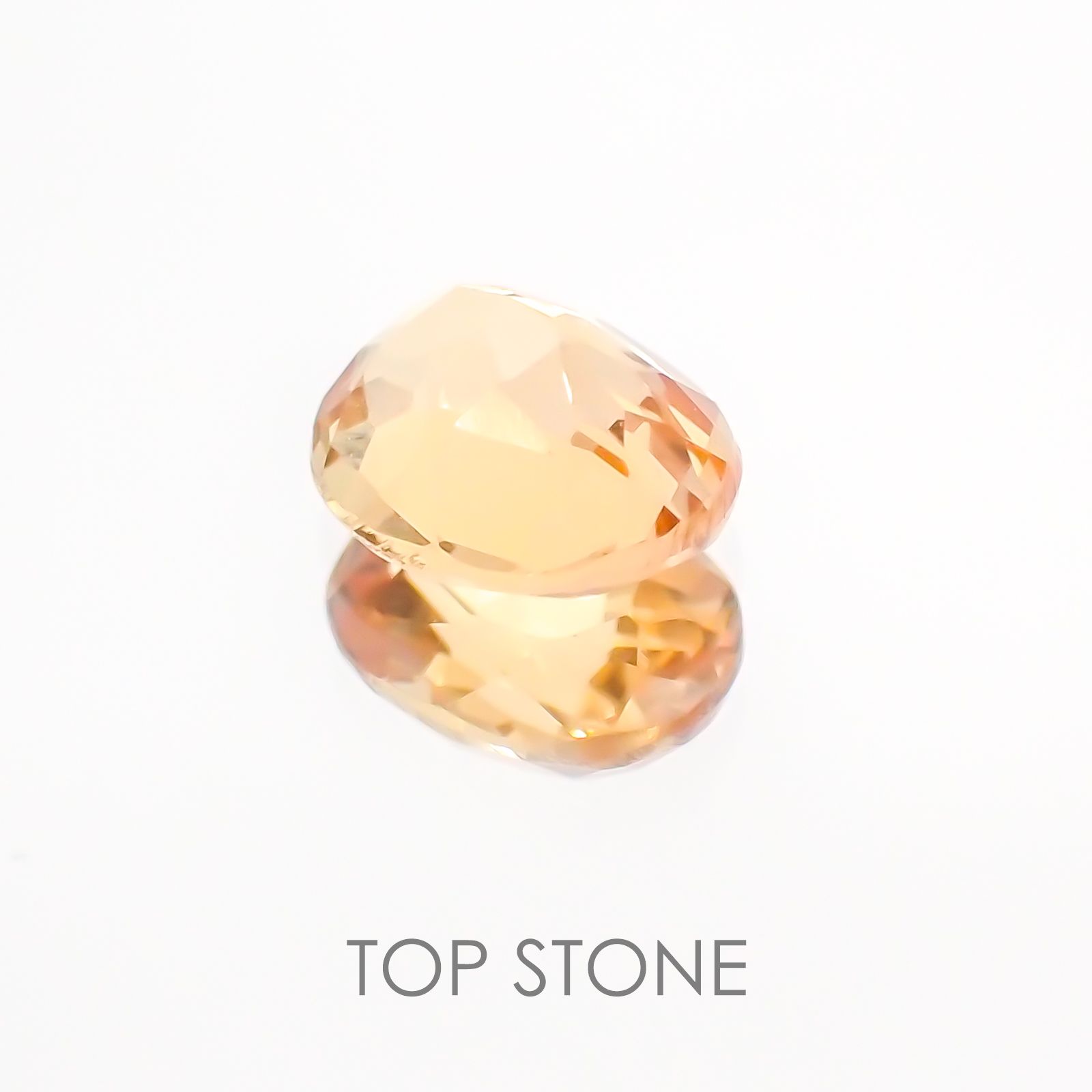 インペリアルトパーズ ブラジル産 ルース 0.57ct[20127869]5.6×4.7mm前後