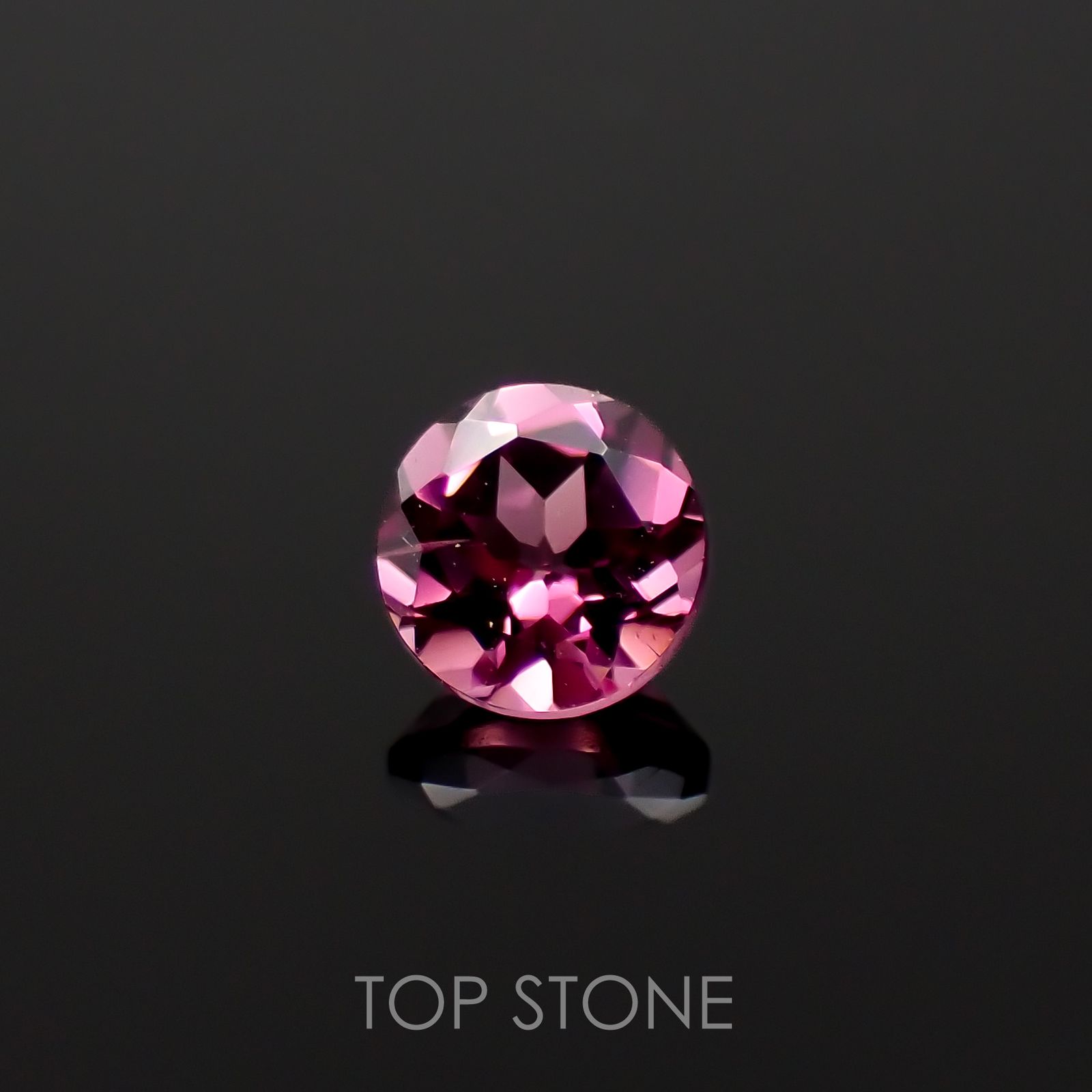 カラーシフトマラヤガーネット タンザニア産 0.33ct[230120278]4x4mm前後