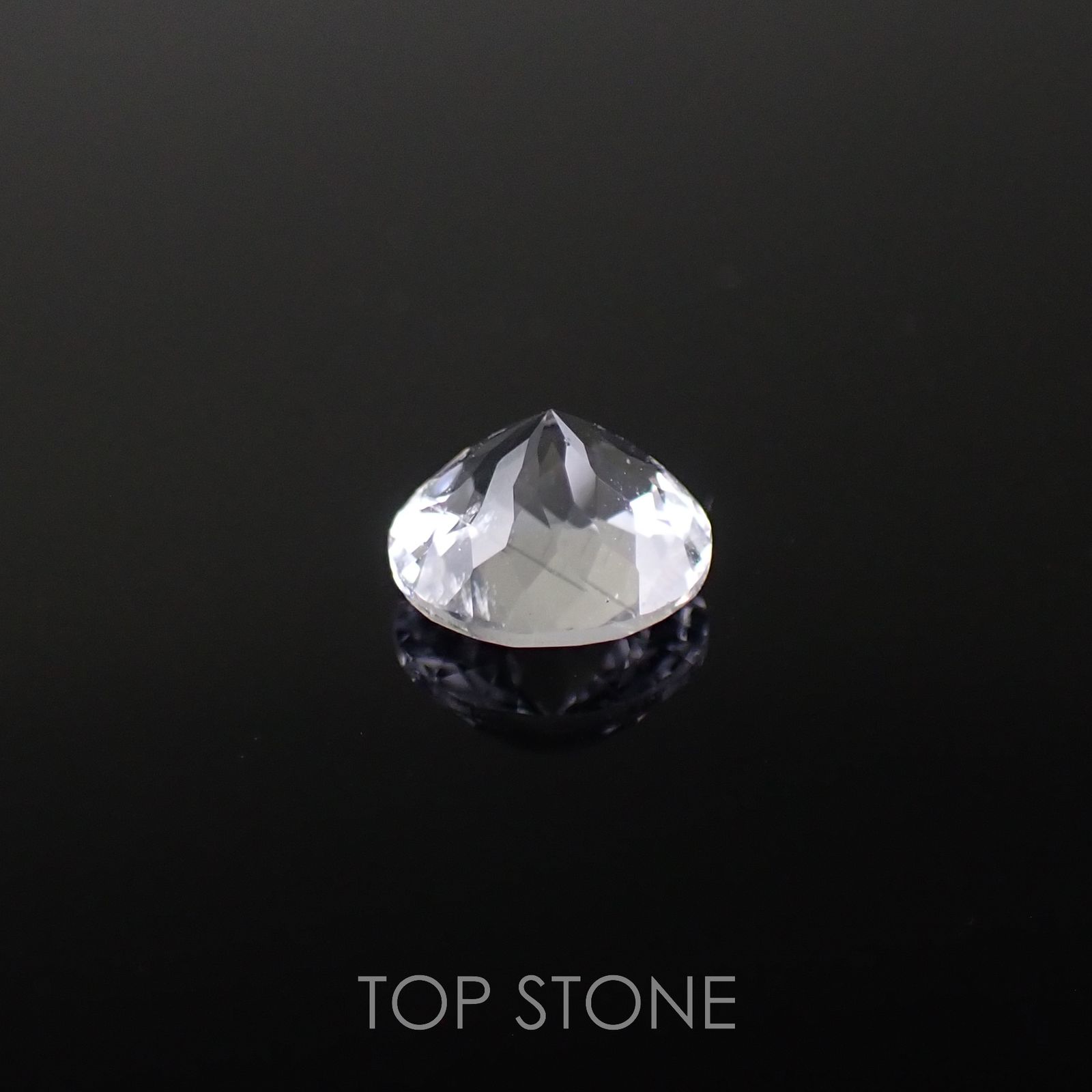 フェナカイト(宝石名フェナカイト)マダガスカル産 1.20ct 識別済[220716957]7x6.9mm前後