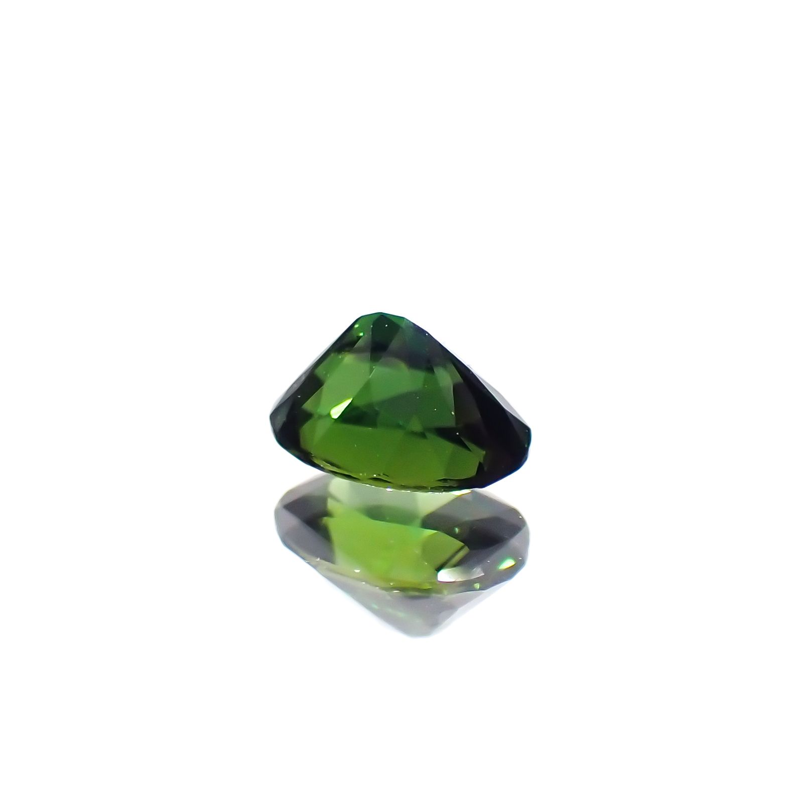 クロムトルマリン(宝石名クロム・トルマリン)タンザニア産 0.39ct 識別済[231023996]5.5x3.9mm前後