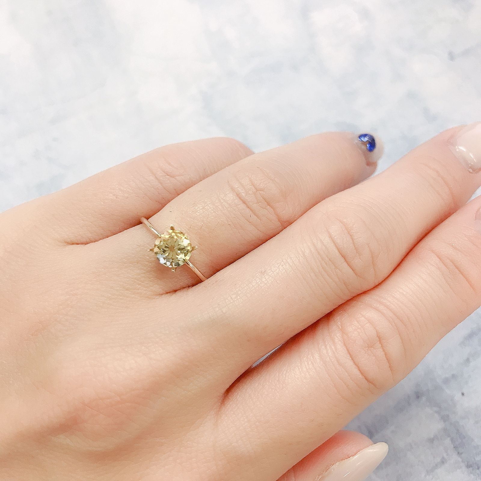 イエローベリル(宝石名イエロー・ベリル)ブラジル産 0.90ct 識別済[220515855]6.1x6.1mm前後