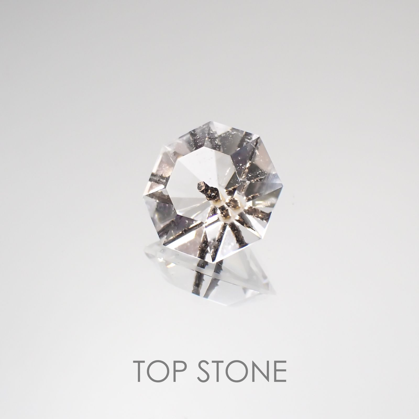 ◇オクタゴンカット◇トルマリンインクォーツ ブラジル産 ルース 8.42ct[210410532]13.6×13.5mm前後