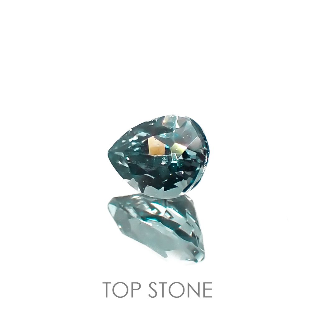 カラーチェンジガーネット アレキタイプ マダガスカル・ベキリー産 0.19ct[230119985]3.9x2.9mm前後