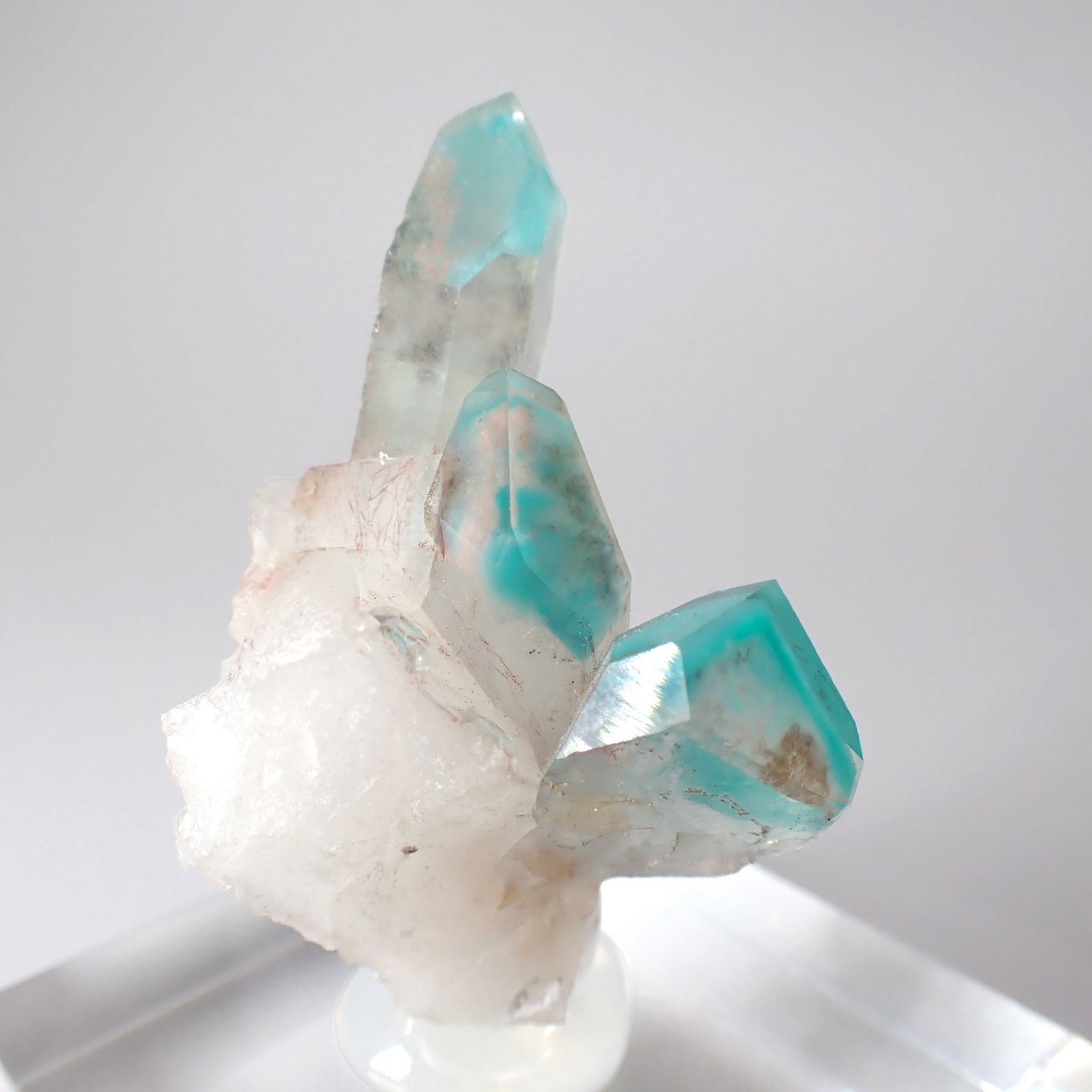 アホイトインクォーツ原石 南アフリカ・メッシーナ鉱山産 アクリル台座付き 97.35ct(19.47g) / 31x28x47.5mm前後 [260532291]