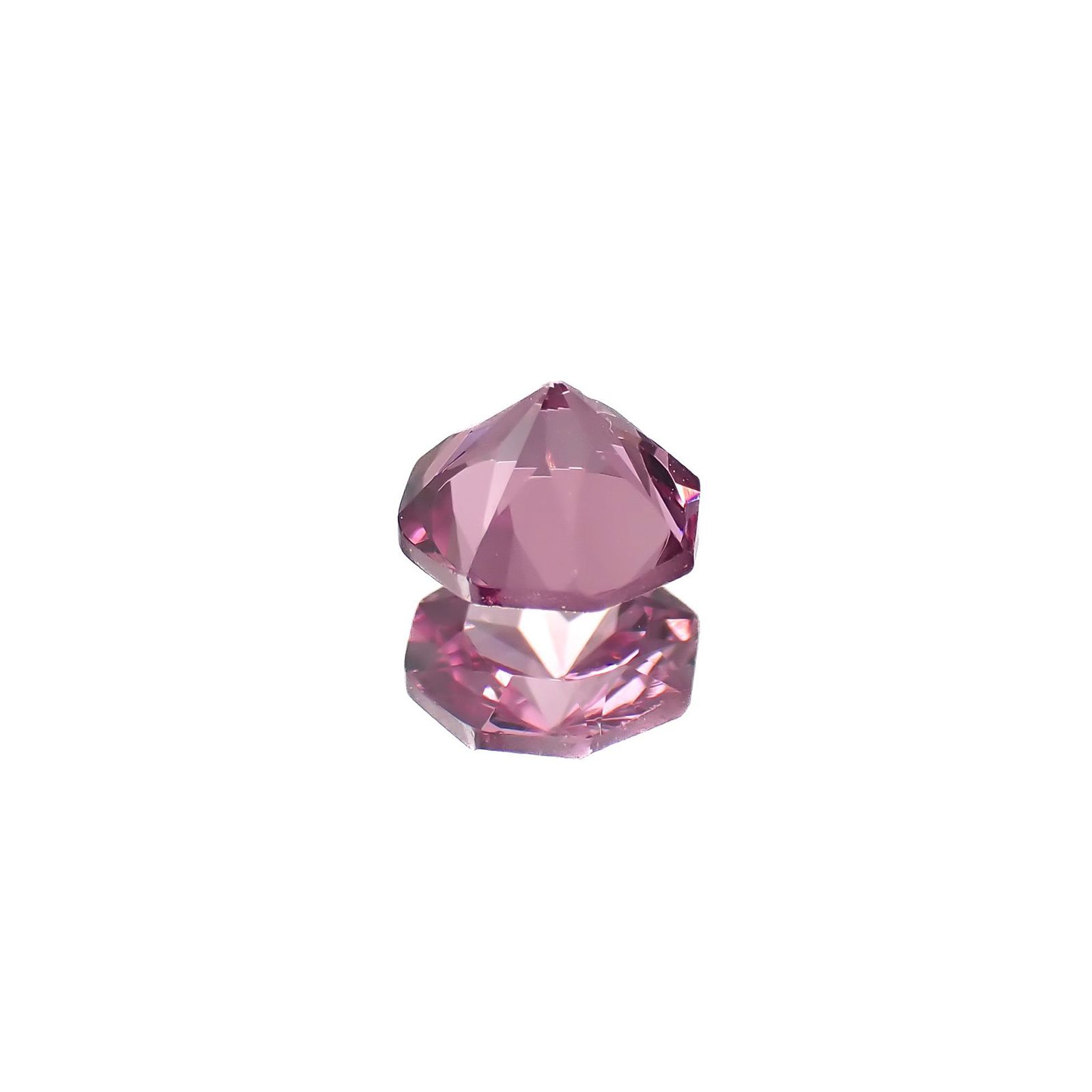 ◇オクタゴンカット◇カラーシフト マラヤガーネット(宝石名ガーネット)タンザニア産 0.61ct 識別済[220817567]5.1x5mm前後