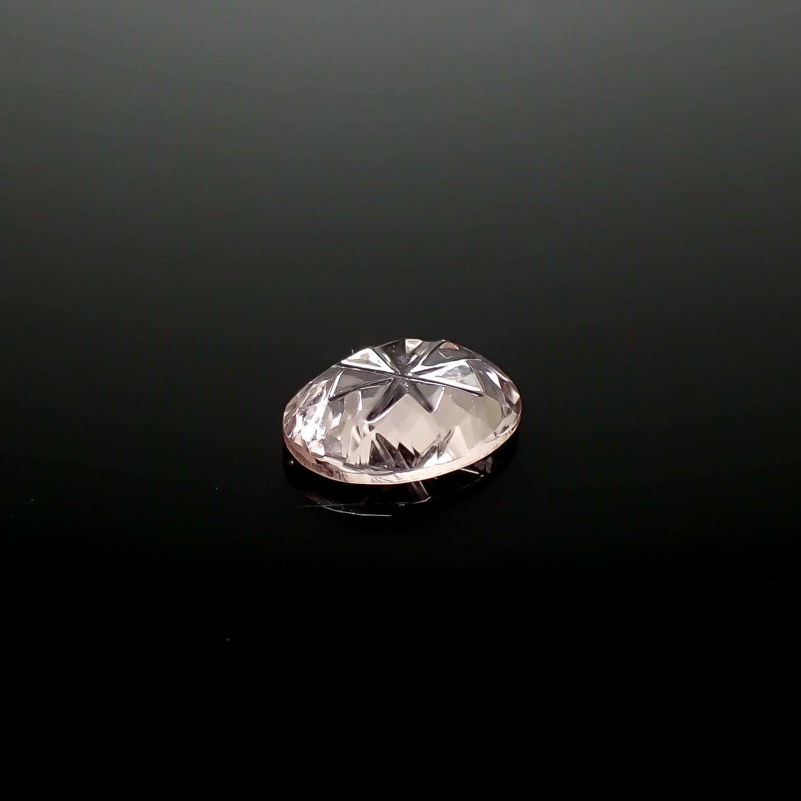 ◇甲州貴石切子Plus Three◇モルガナイト カード付き ブラジル産 0.86ct [250630486]8x6mm前後