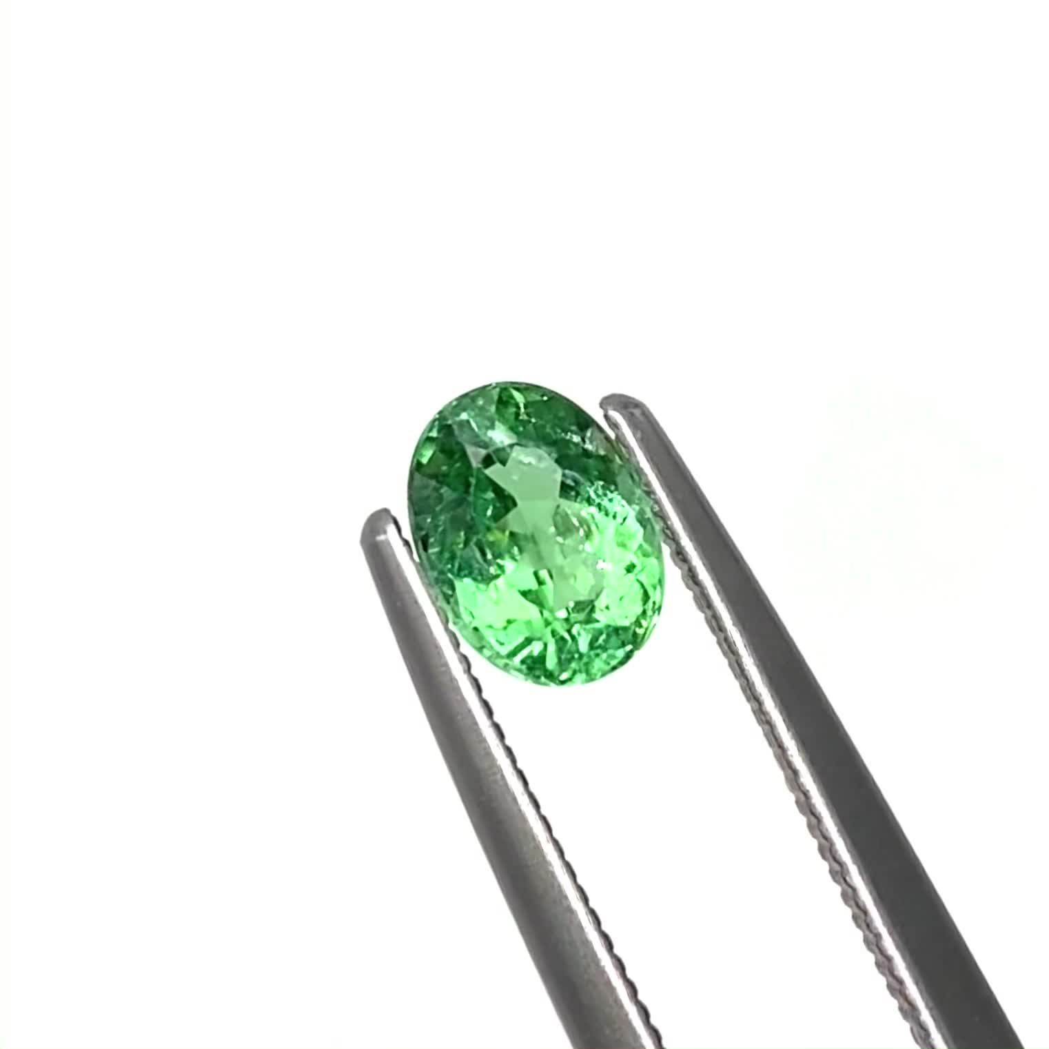 0.61ctパライバトルマリンルース 0.61ct天然パライバトルマリンルース 鑑定書付き ネオンブルー