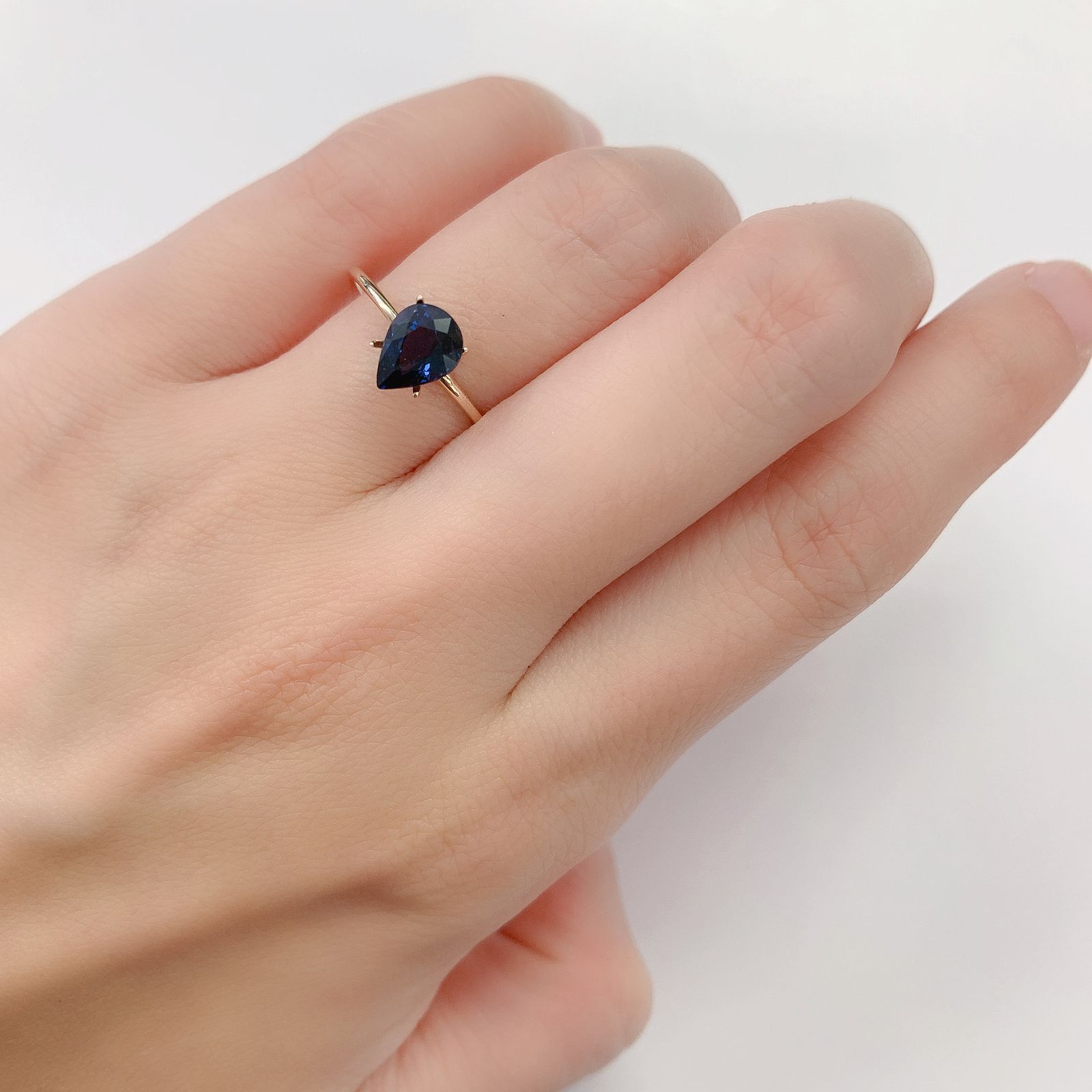コバルトブルースピネル(宝石名ブルー・スピネル)スリランカ産 1.112ct ソ付(日独)[220113827]7.48x5.6mm前後