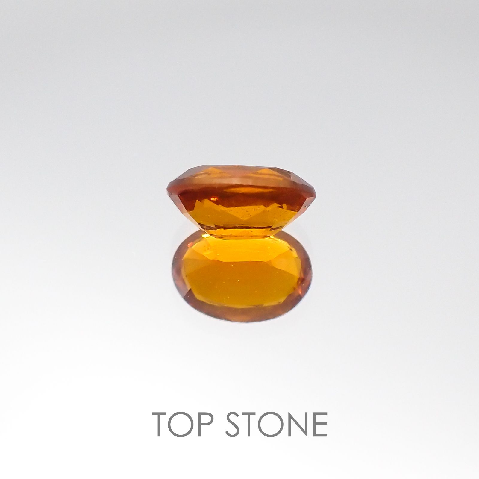 オレンジカイヤナイト タンザニア産 ルース 0.92ct[20095999]7×4.9mm前後