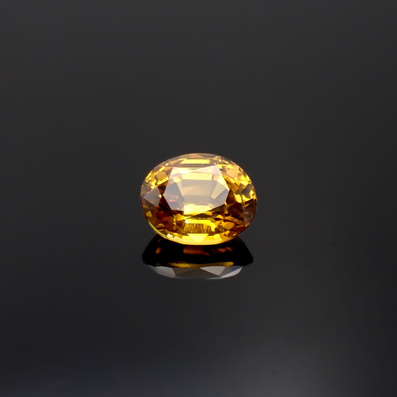 マリガーネット(宝石名グロッシュラー アンドラダイト・ガーネット)マリ共和国産 1.16ct 識別済[231224576]6.7x5.5mm前後