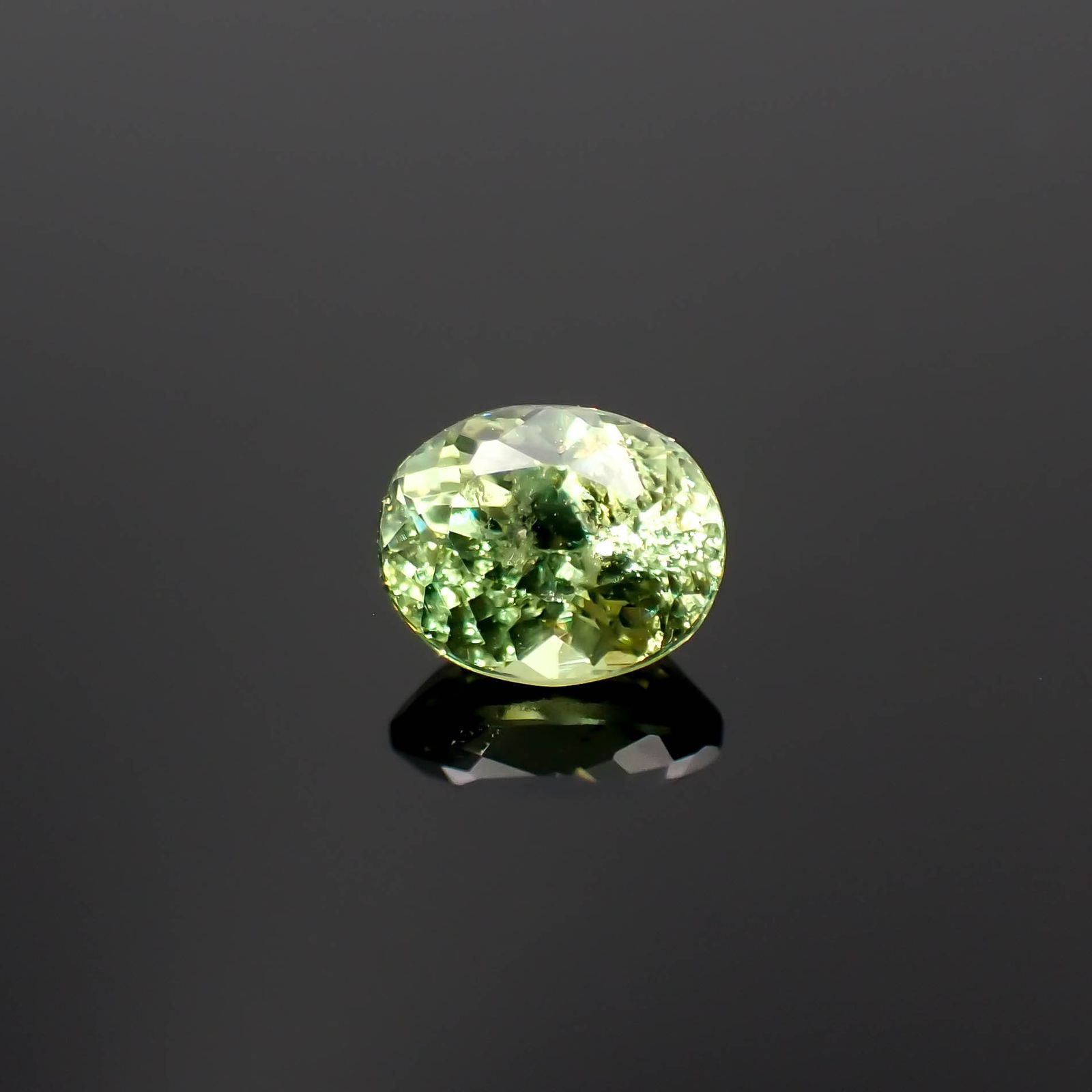 【ナミビア産】デマントイドガーネット デマントイドガーネット ナミビア共和国産 0.23ct[230421376]3.6