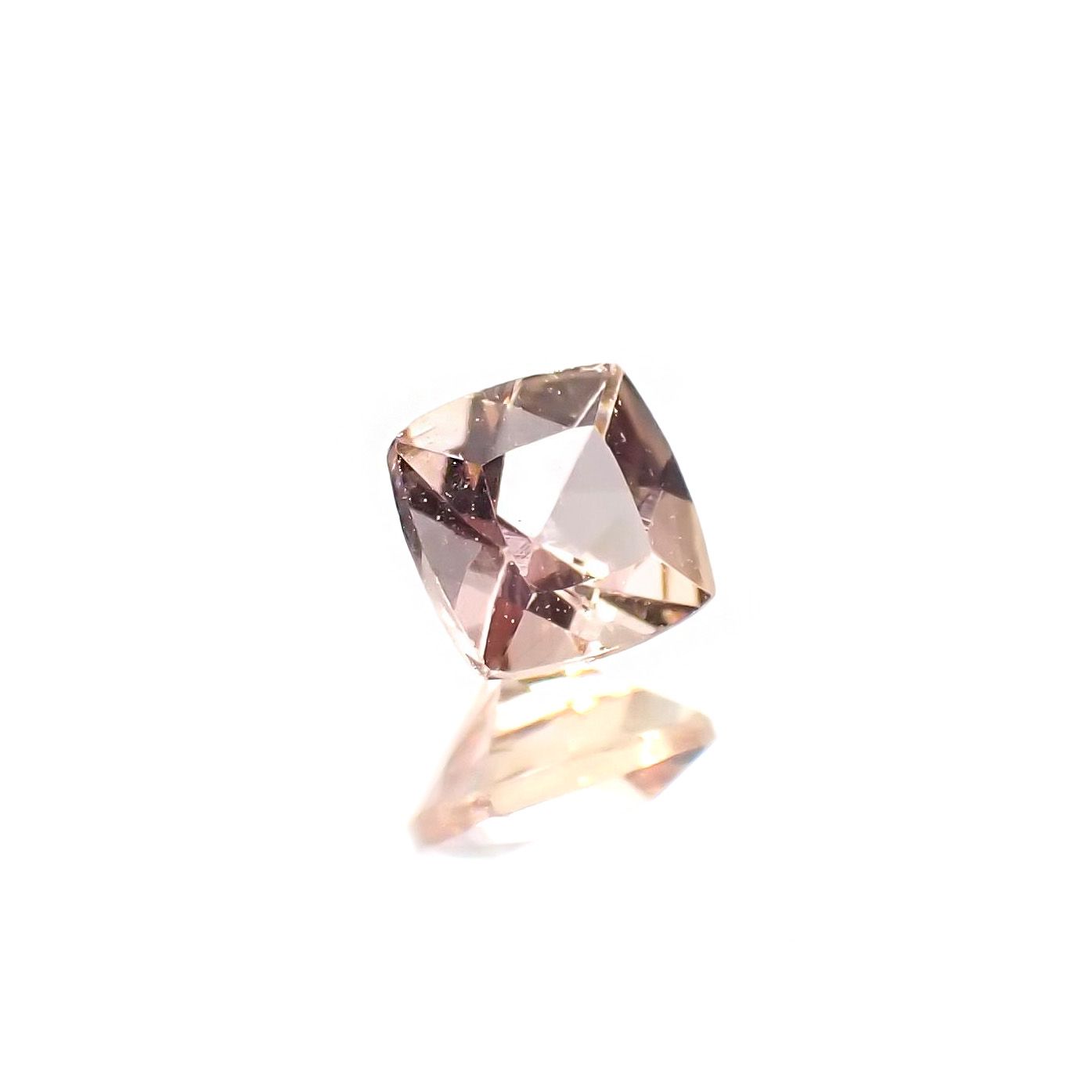 インペリアルトパーズ ブラジル産 0.16ct / 3x3mm前後 [230923551]