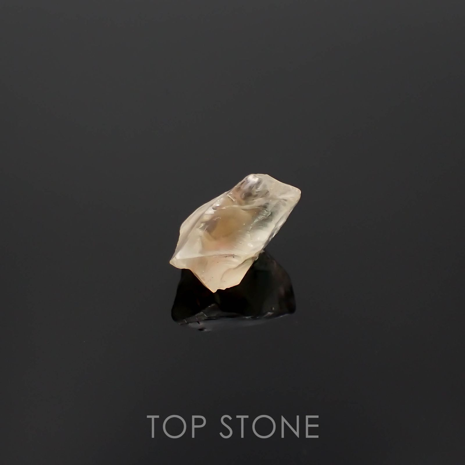 オレゴンサンストーン原石 アメリカ・オレゴン州産 3.13ct[230220420]12.3x7.3mm前後