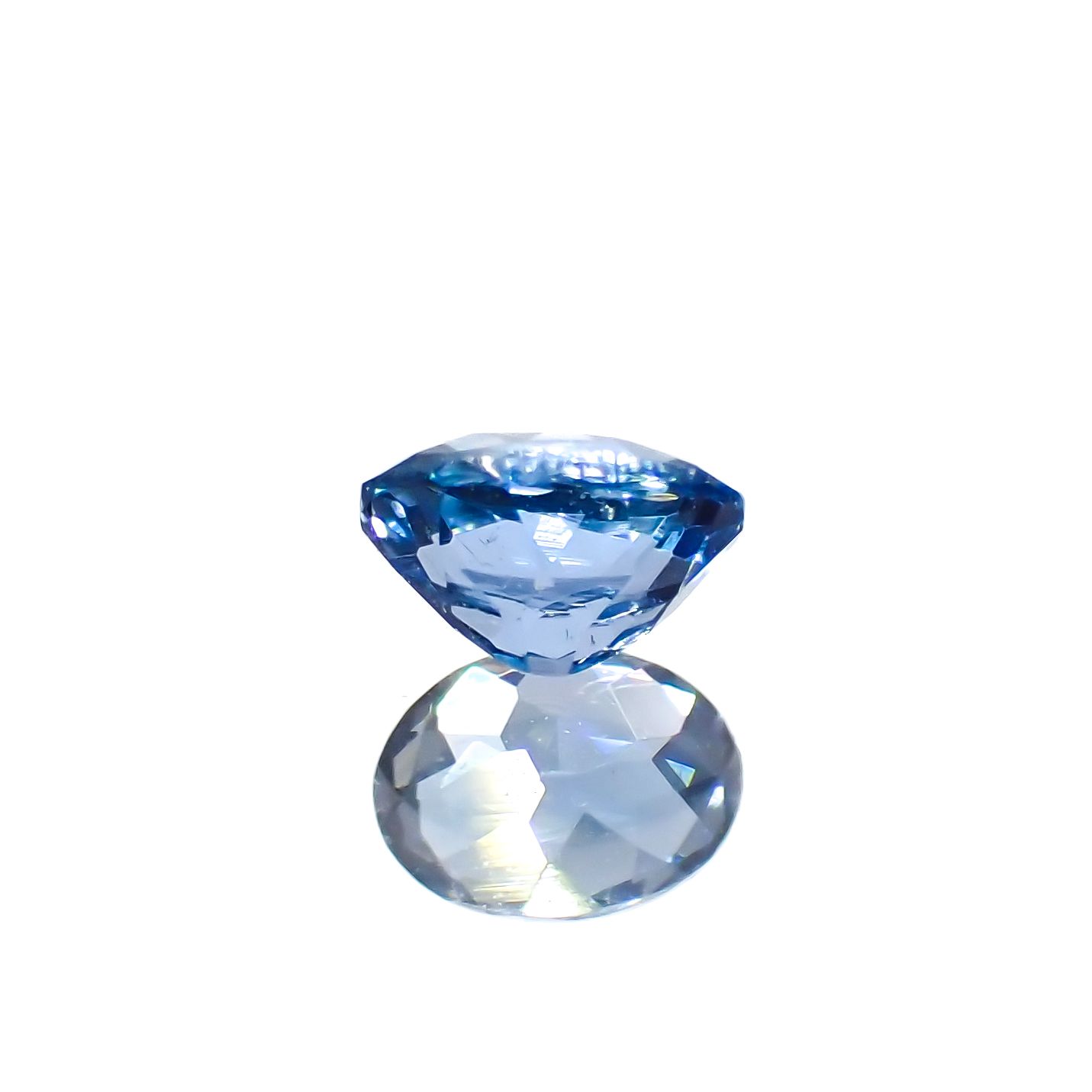サンタマリアアクアマリン ブラジル産 0.18ct[230923519]4.1x3mm前後