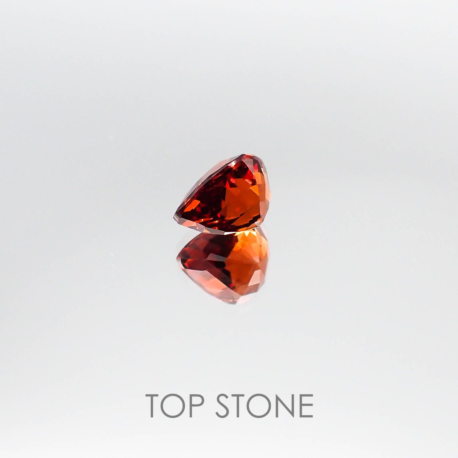 スペサルティンガーネット ナイジェリア産 ルース 2.35ct[]7.8×6.8mm前後