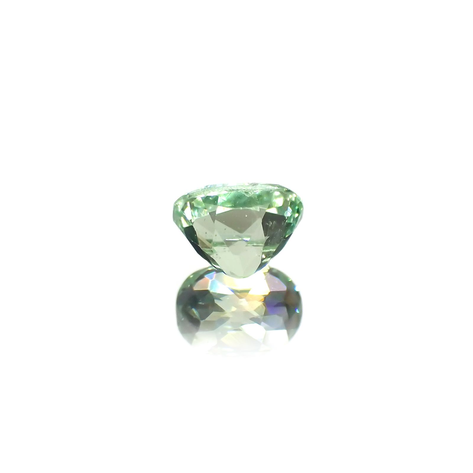 ミントガーネット(宝石名グリーン グロッシュラー・ガーネット)タンザニア産 0.33ct 識別済[221018629]4.4x3.2mm前後