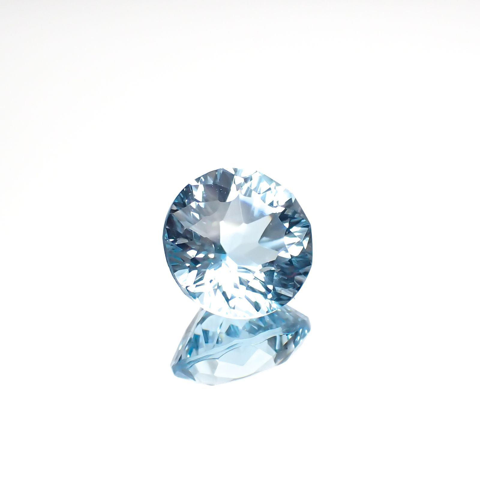 ◇カスタムカット◇ブルートパーズ ブラジル産 4.65ct[221219330]9.9x9.9mm前後