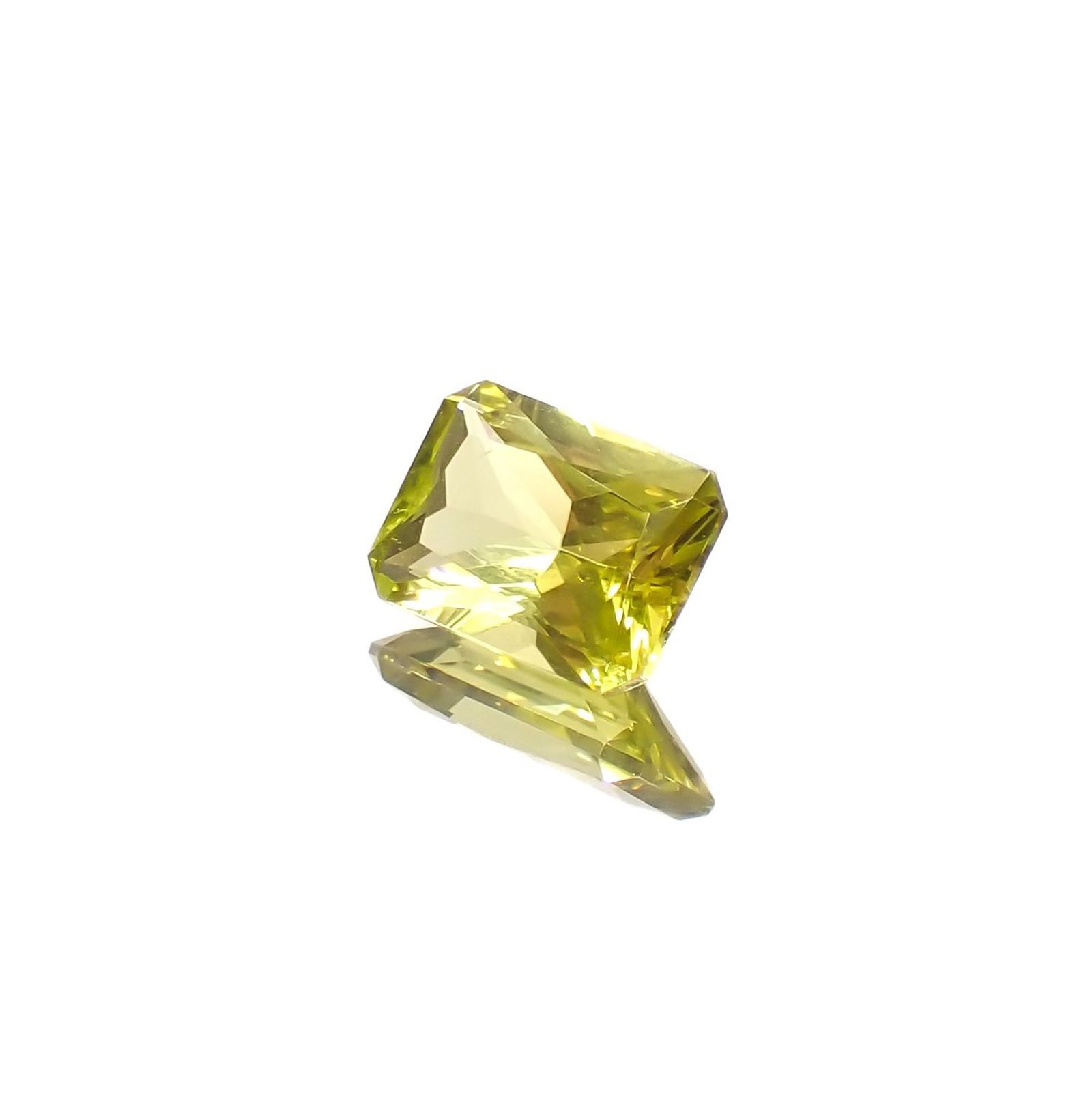 カナリートルマリン ザンビア・カナリー鉱山産 0.78ct / 6.8x4.9mm前後 [260223135]